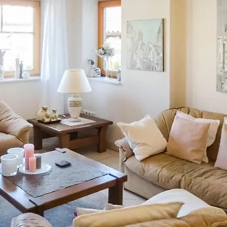 Awesome In Daun-boverath With 1 Bedrooms And Wifi Apartman Daun